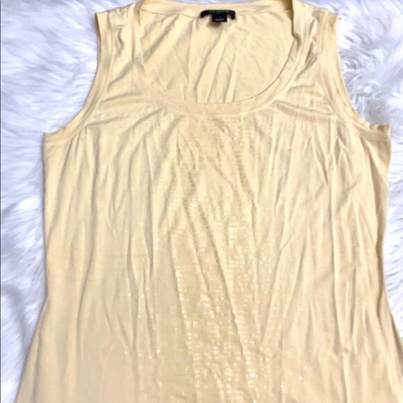 Beautiful St John Sleeveless blouse - Picture 1 of 4